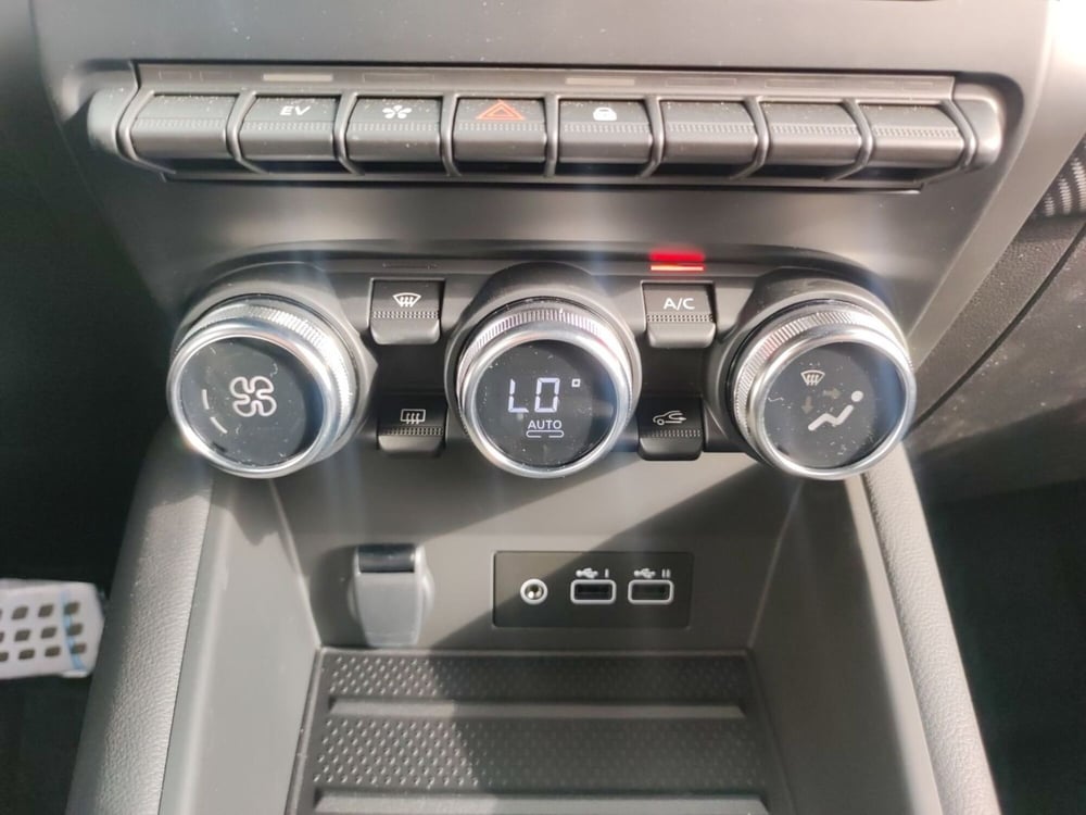 Renault Captur nuova a Roma (17)