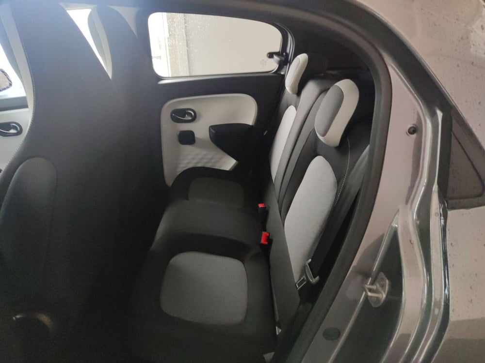 Renault Twingo nuova a Roma (11)