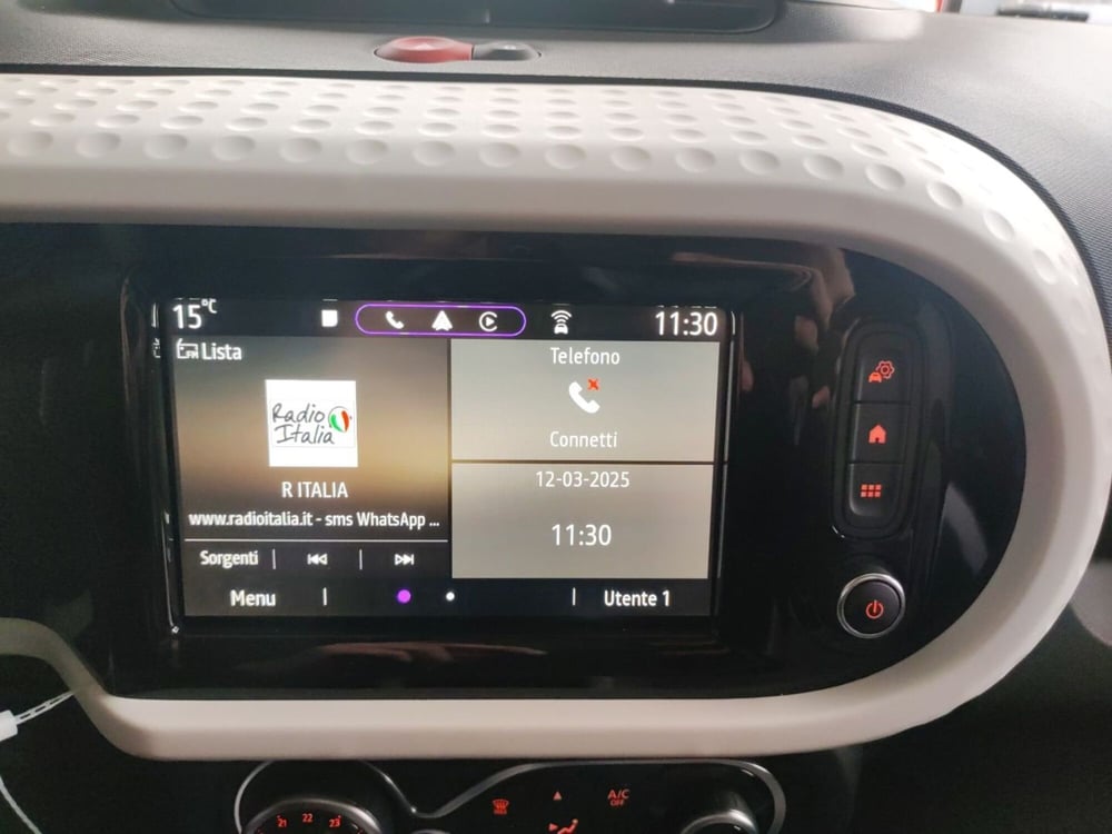 Renault Twingo nuova a Roma (16)