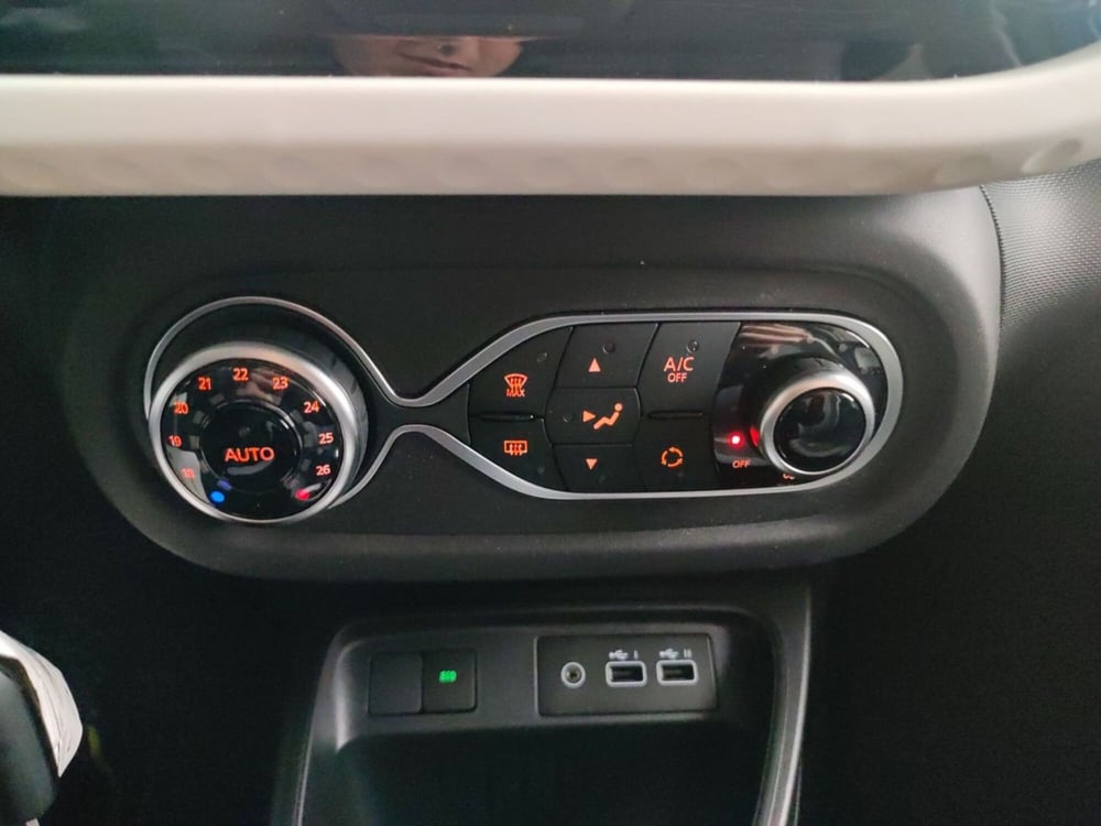 Renault Twingo nuova a Roma (17)