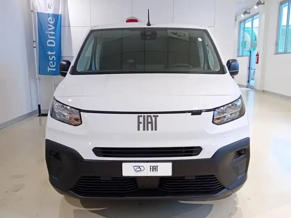 Fiat Doblò Furgone nuova a Milano (2)