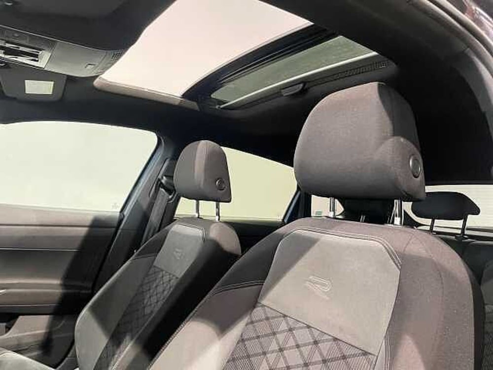 Volkswagen Taigo usata a Genova (9)
