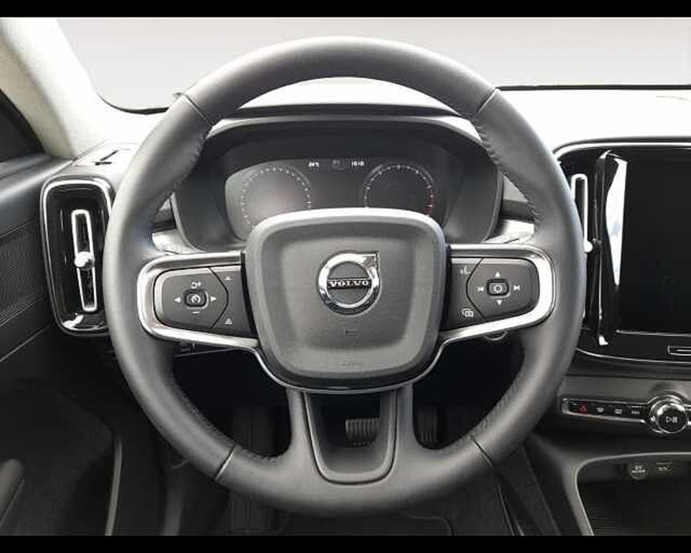 Volvo XC40 usata a Ravenna (12)