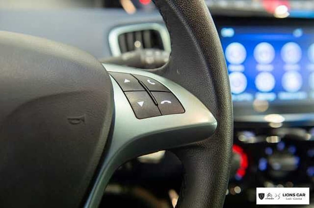 Lancia Ypsilon usata a Lodi (16)