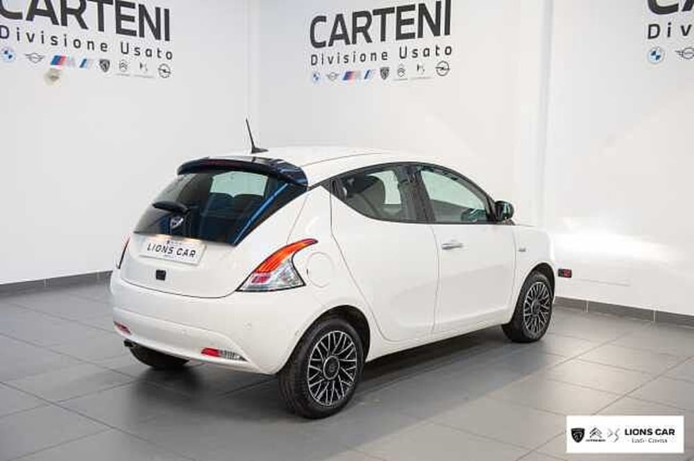 Lancia Ypsilon usata a Lodi (4)