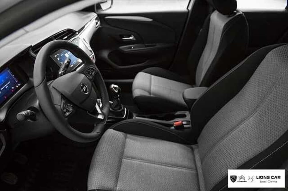 Opel Corsa nuova a Lodi (9)