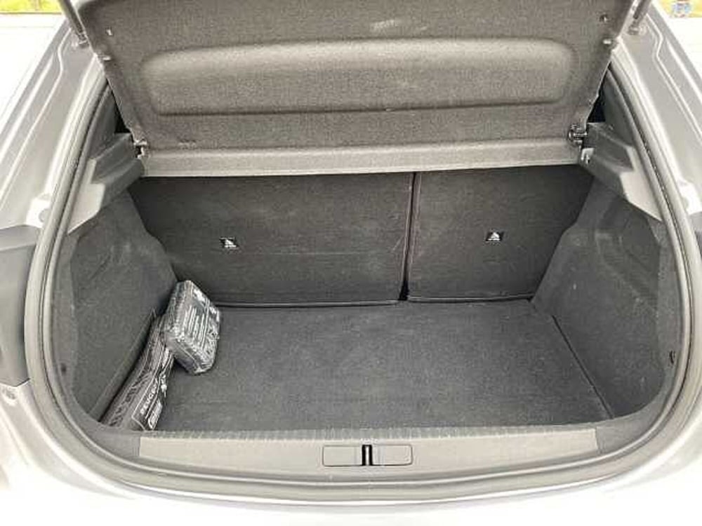 Peugeot 208 usata a Napoli (17)