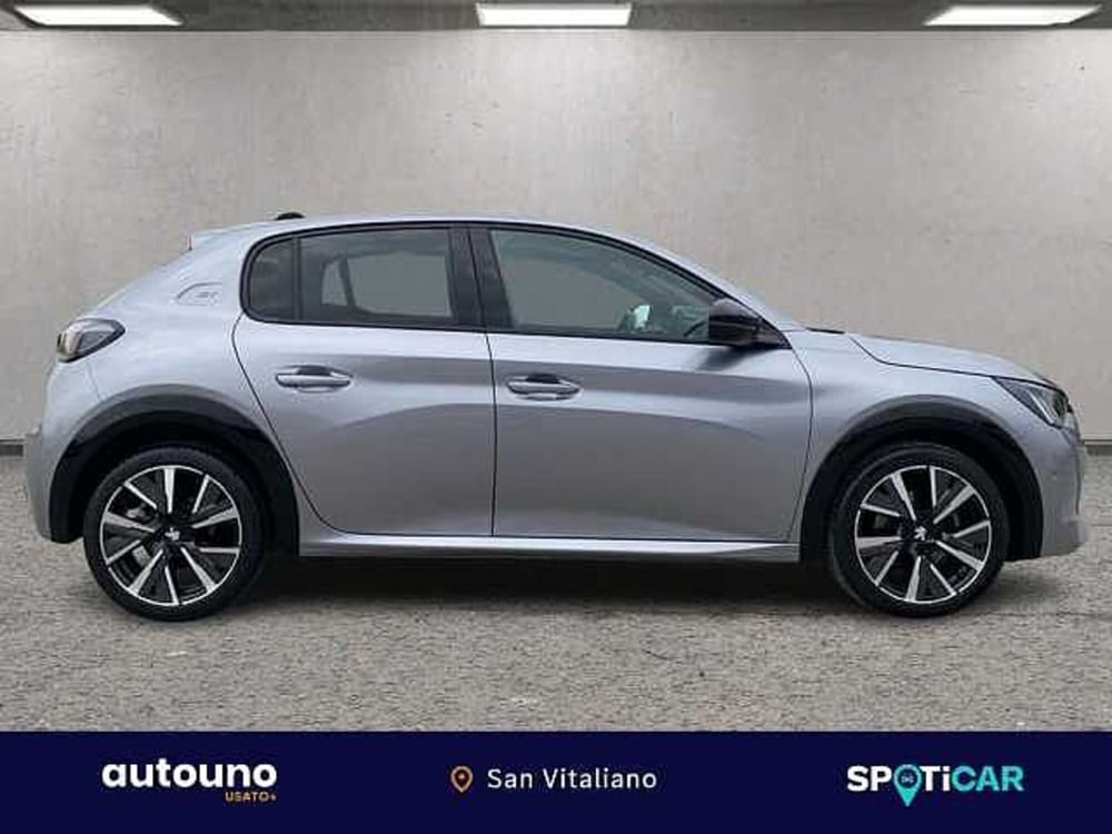 Peugeot 208 usata a Napoli (6)