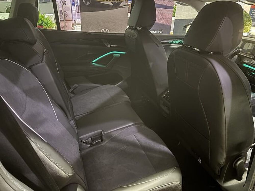Volkswagen Tayron nuova a Vicenza (8)
