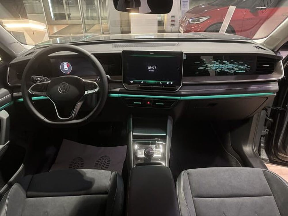 Volkswagen Tayron nuova a Vicenza (9)