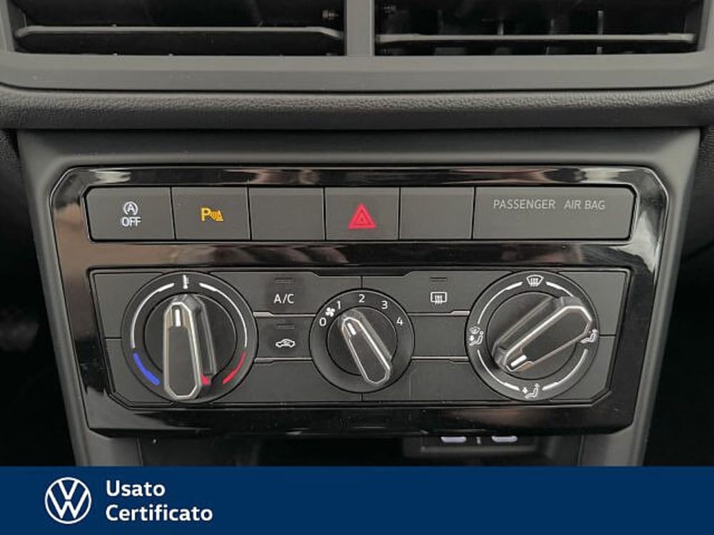 Volkswagen T-Cross usata a Vicenza (16)