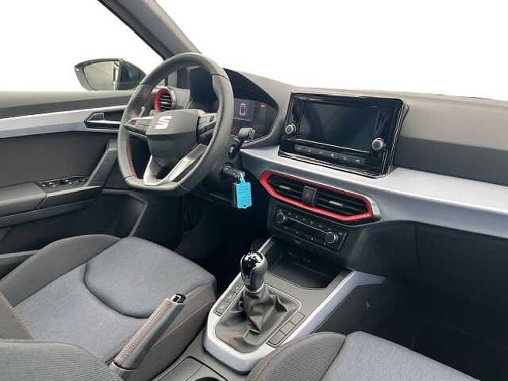 SEAT Arona nuova a Catanzaro (8)