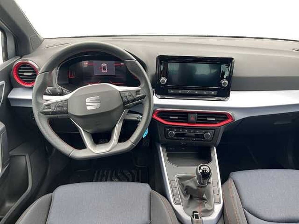 SEAT Arona nuova a Catanzaro (9)