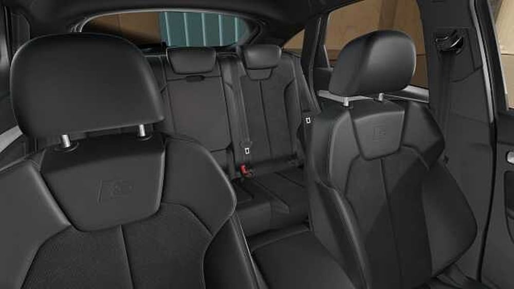 Audi Q5 Sportback usata a Varese (11)