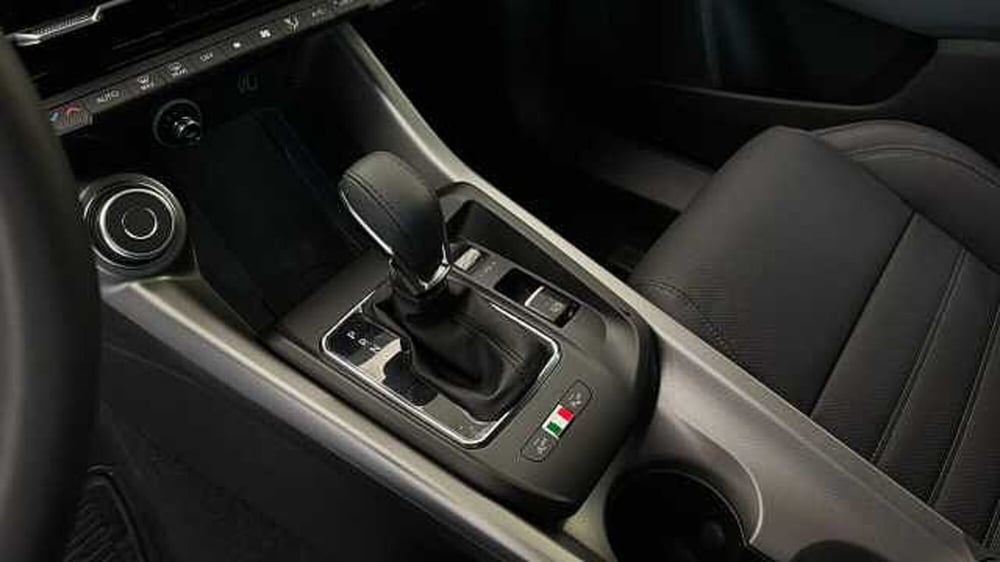 Alfa Romeo Tonale usata a Milano (16)