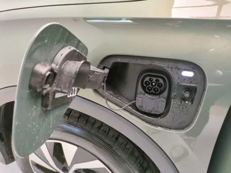 Volkswagen Tiguan usata a Avellino (11)