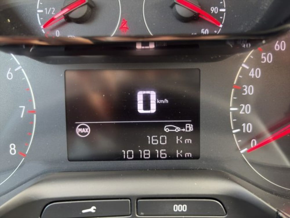 Opel Crossland usata a Perugia (13)