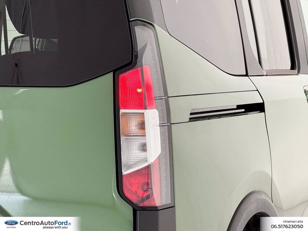 Ford Tourneo Courier usata a Roma (16)