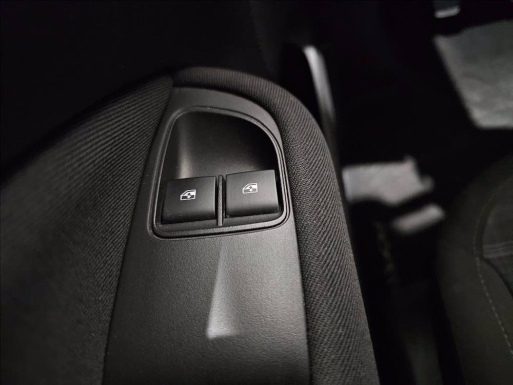 Opel Adam usata a Palermo (18)