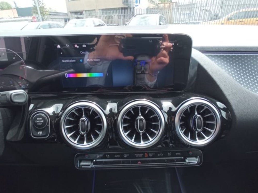 Mercedes-Benz Classe B nuova a Potenza (16)