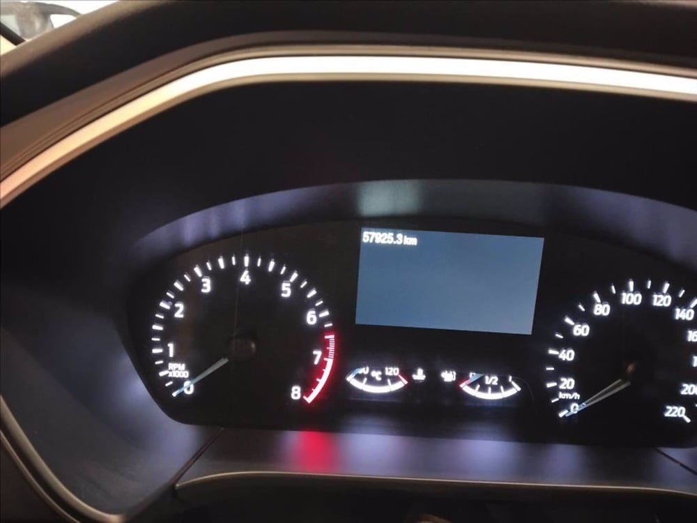 Ford Kuga usata a Milano (9)