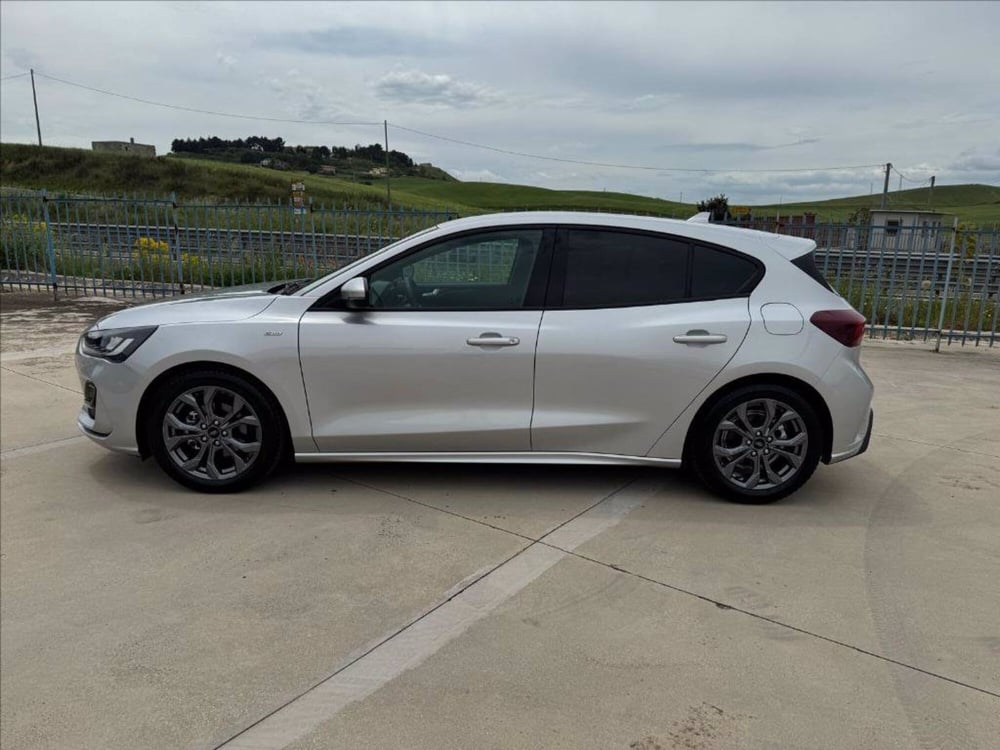 Ford Focus usata a Matera (4)