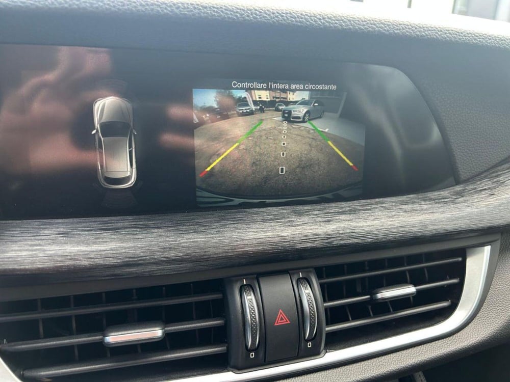 Alfa Romeo Stelvio usata a Reggio Emilia (12)
