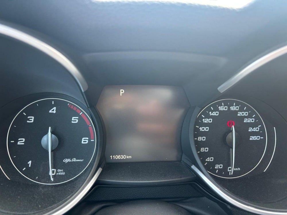 Alfa Romeo Stelvio usata a Reggio Emilia (14)