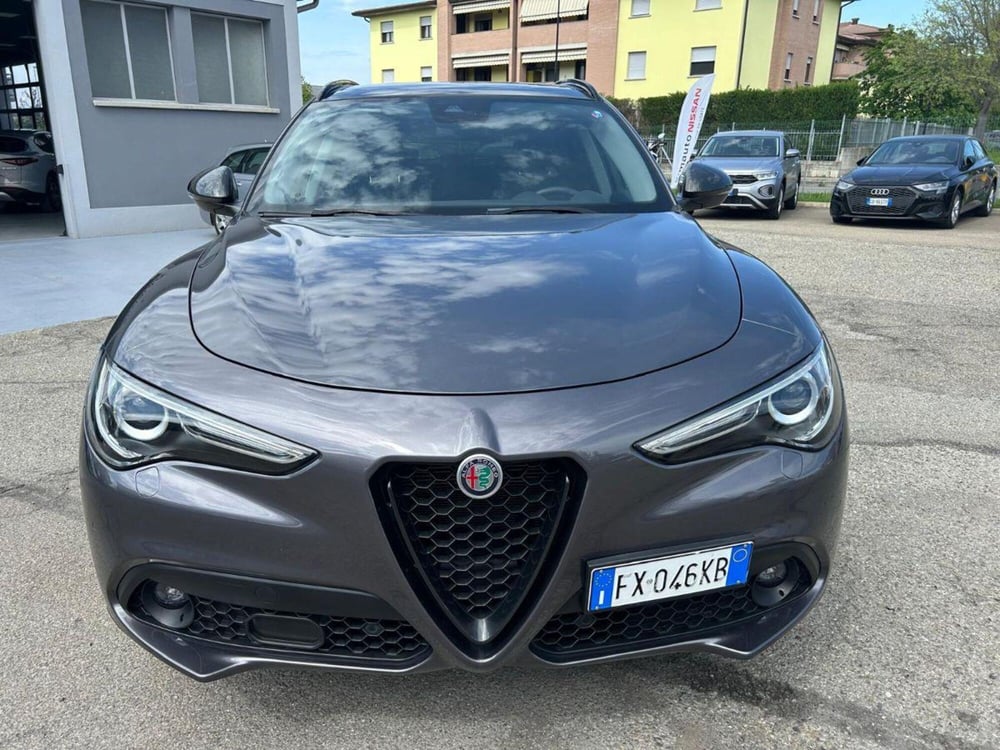 Alfa Romeo Stelvio usata a Reggio Emilia (2)