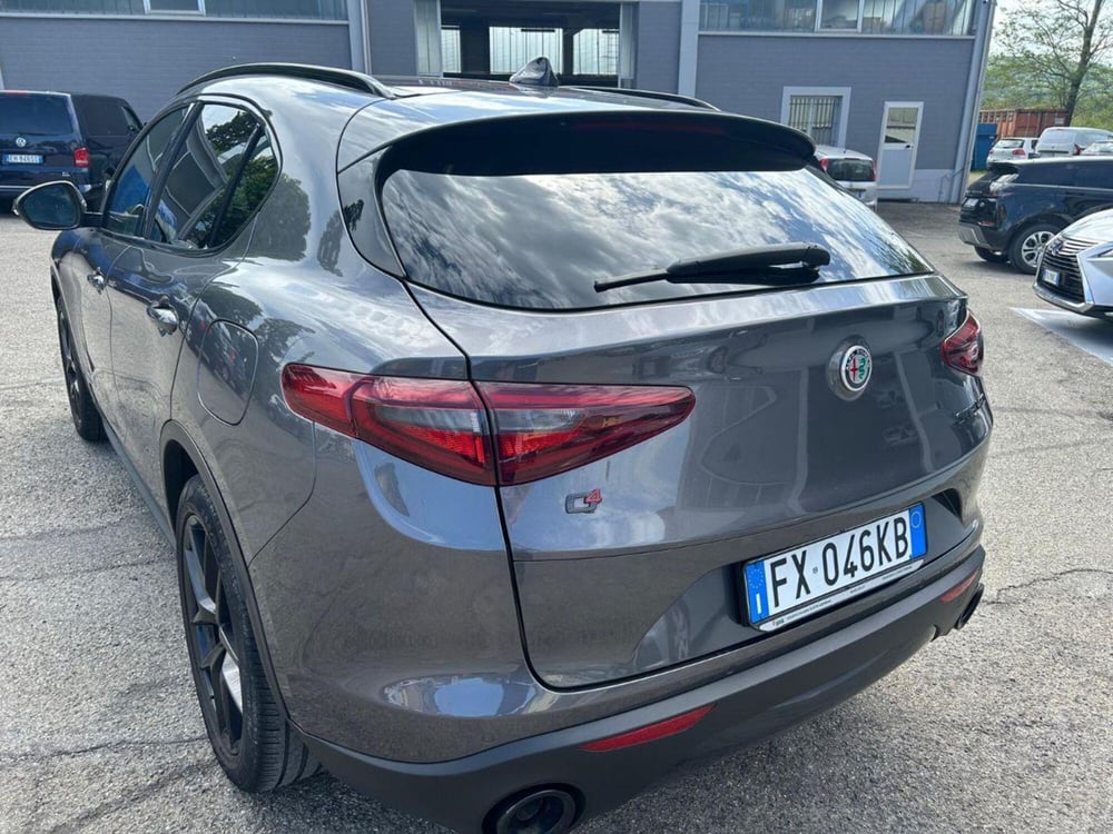 Alfa Romeo Stelvio usata a Reggio Emilia (6)