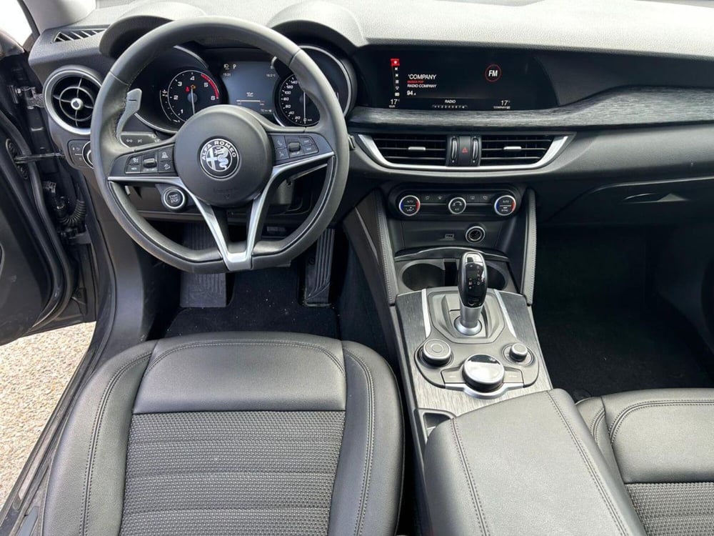 Alfa Romeo Stelvio usata a Reggio Emilia (9)