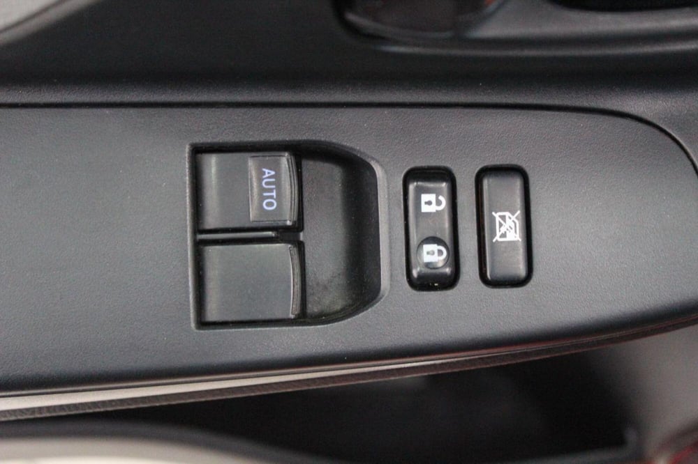 Toyota Yaris usata a Potenza (17)