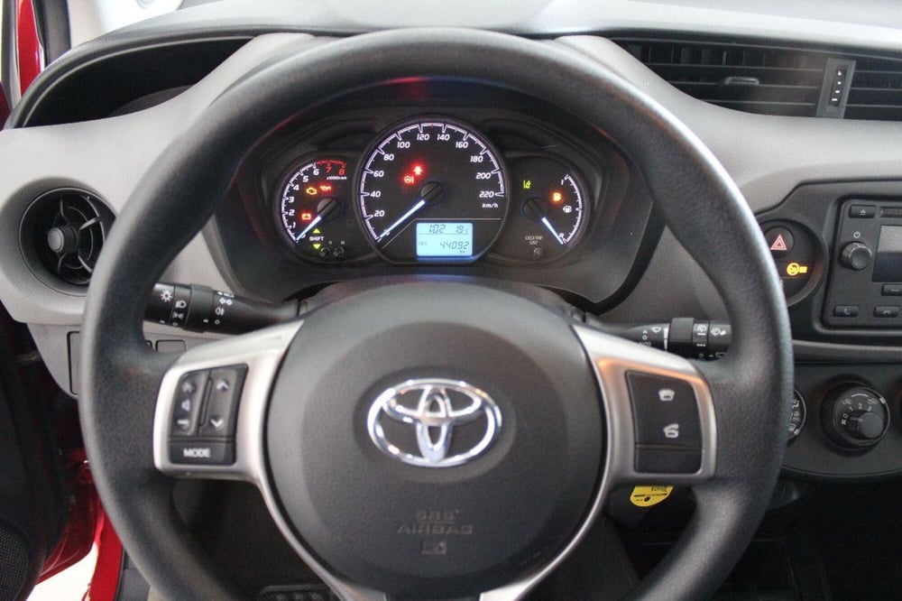 Toyota Yaris usata a Potenza (8)