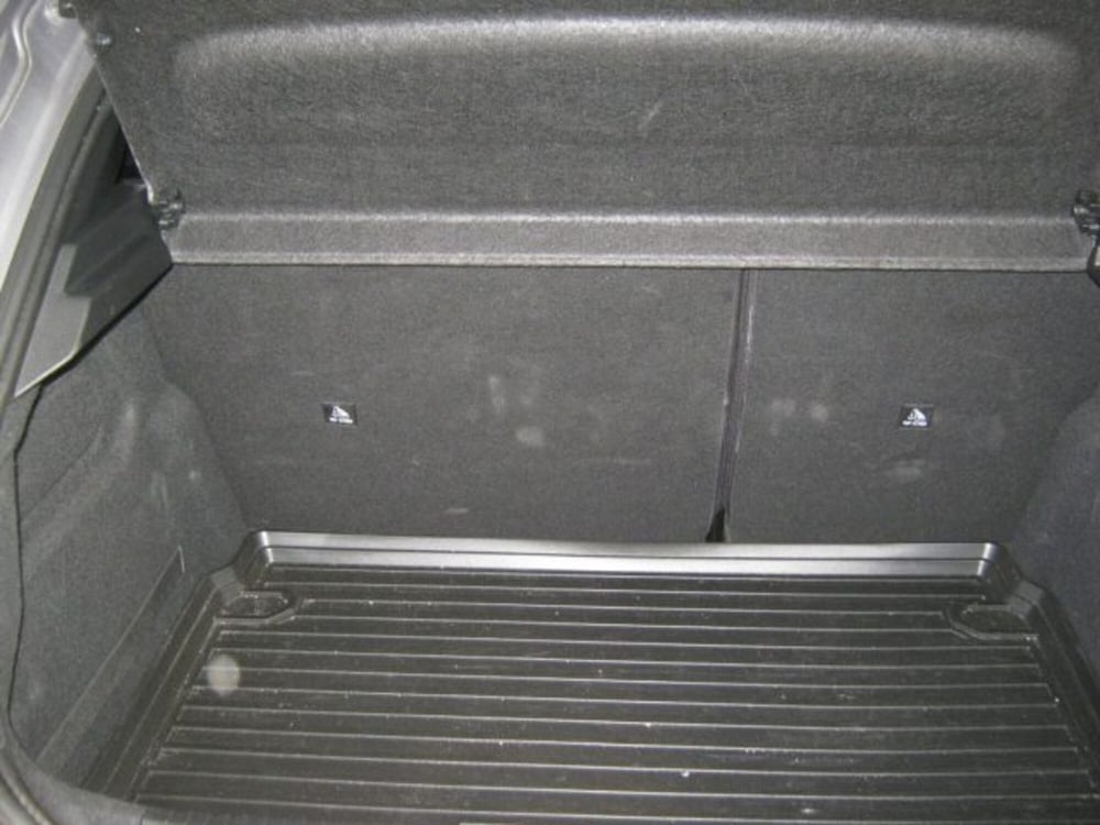 Peugeot 208 usata a Ascoli Piceno (15)