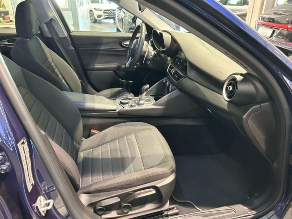 Alfa Romeo Giulia usata a Bologna (11)