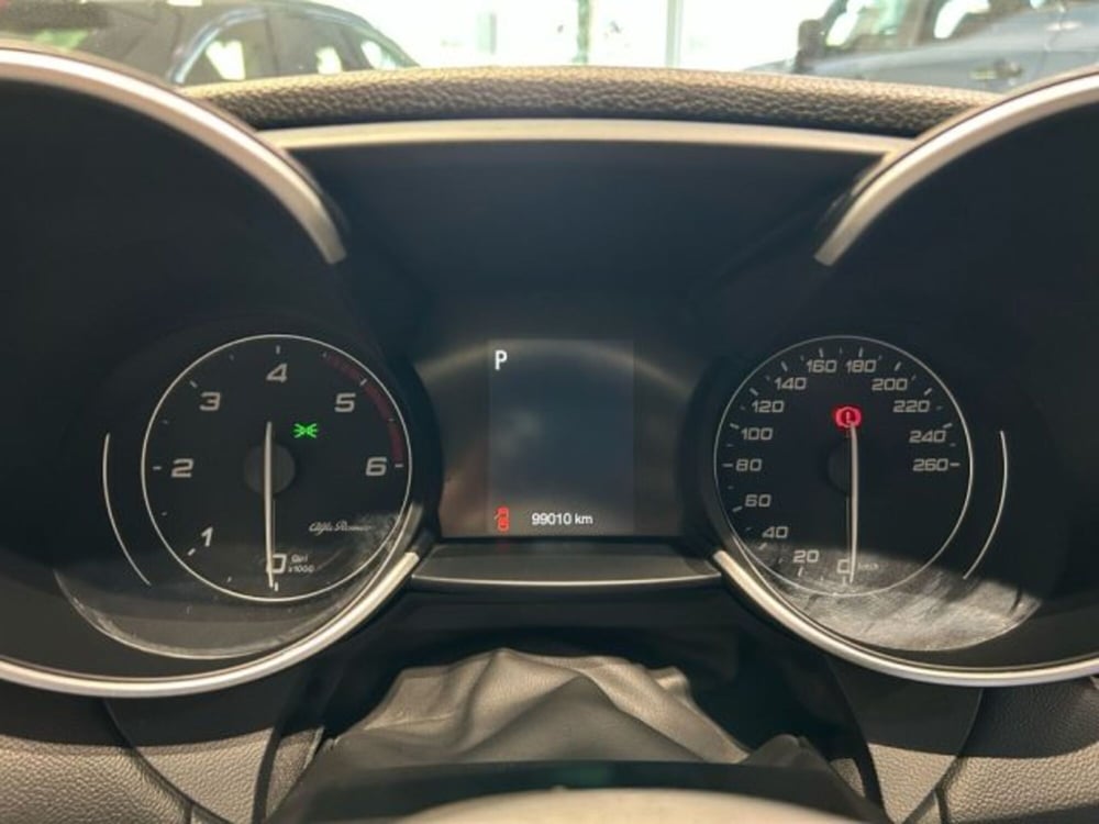 Alfa Romeo Giulia usata a Bologna (13)