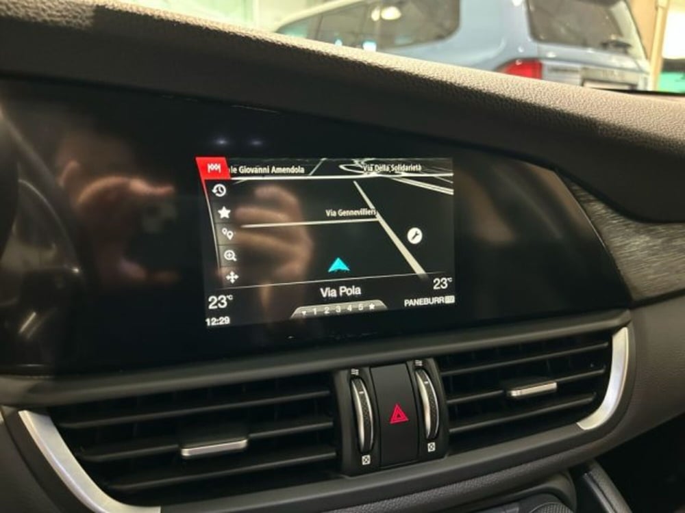 Alfa Romeo Giulia usata a Bologna (14)