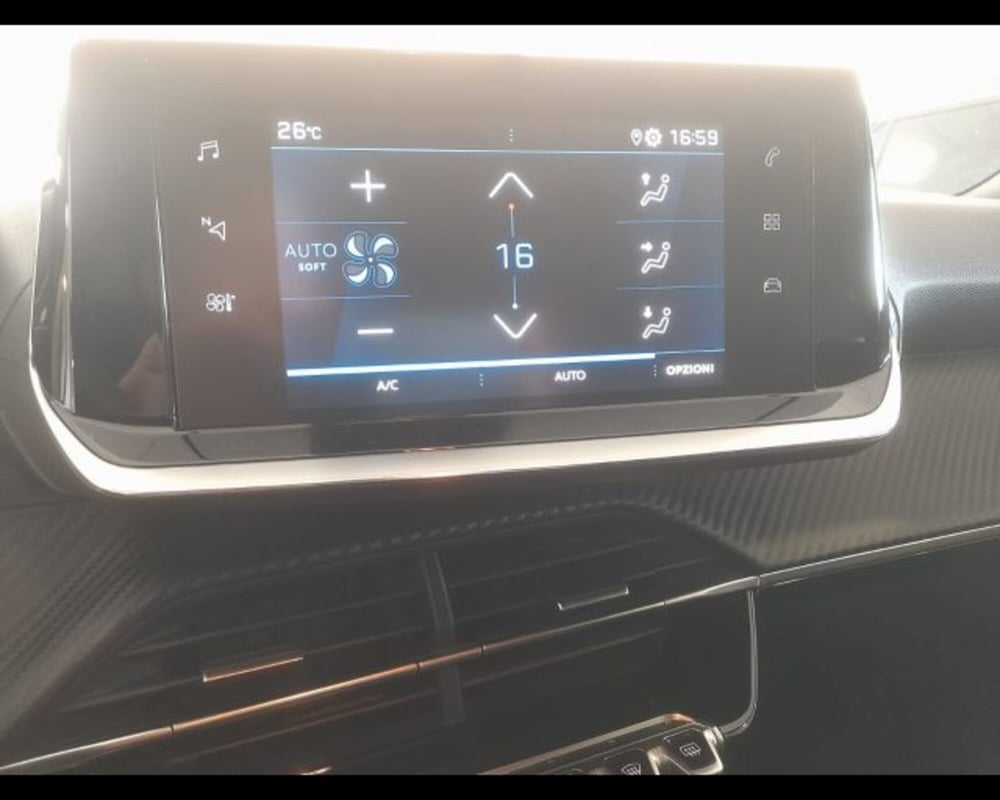Peugeot 2008 usata a Alessandria (8)