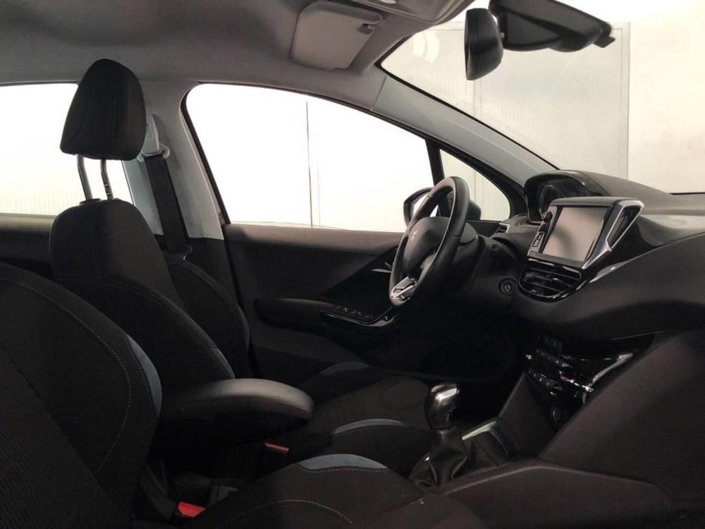 Peugeot 208 usata a Torino (7)