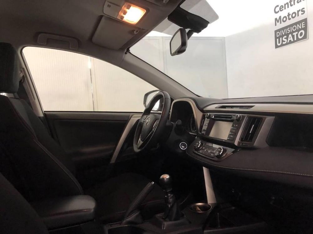 Toyota Rav4 usata a Torino (8)