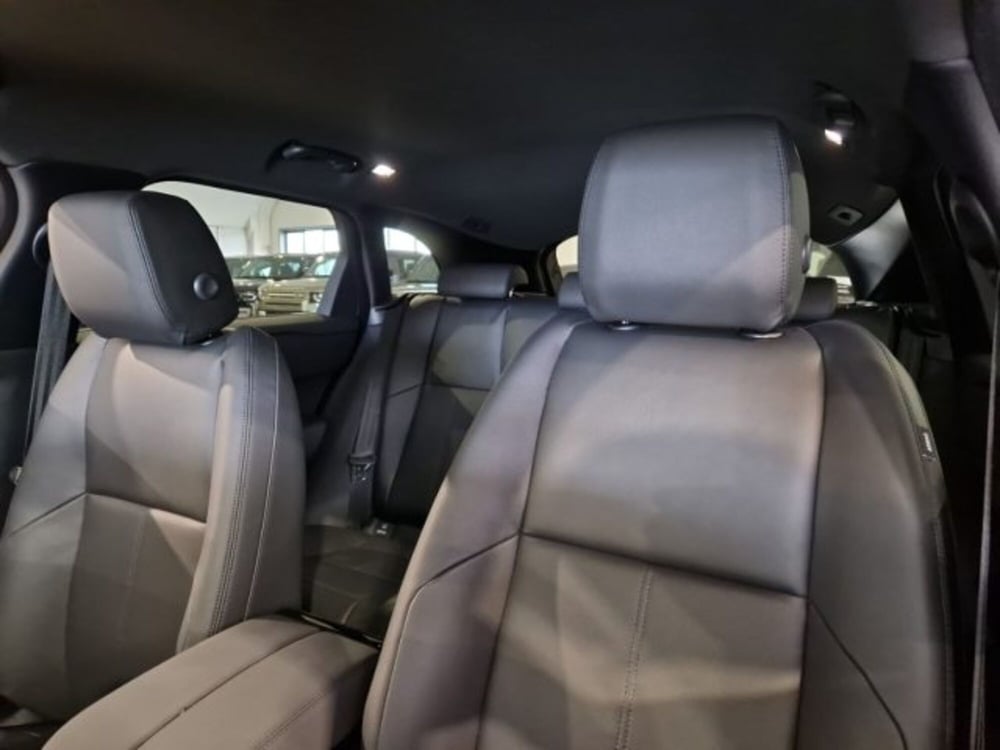 Land Rover Range Rover Velar usata a Livorno (13)