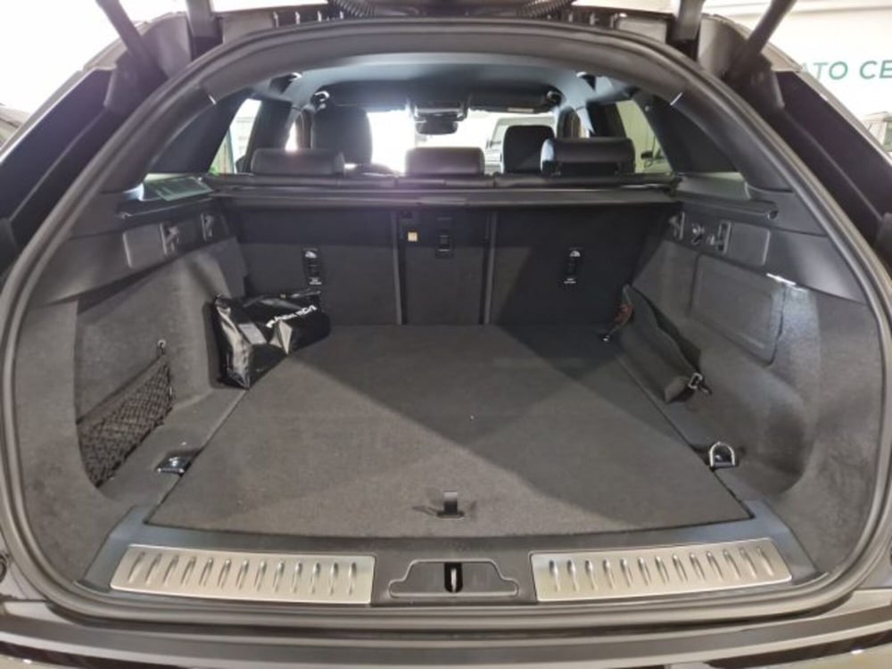 Land Rover Range Rover Velar usata a Livorno (17)