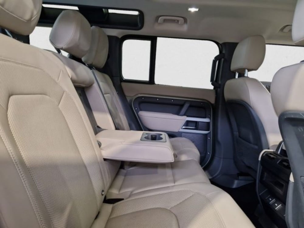 Land Rover Defender usata a Livorno (5)