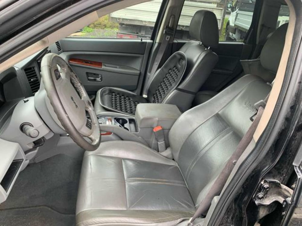 Jeep Grand Cherokee usata a Lucca (5)