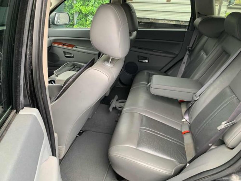 Jeep Grand Cherokee usata a Lucca (6)