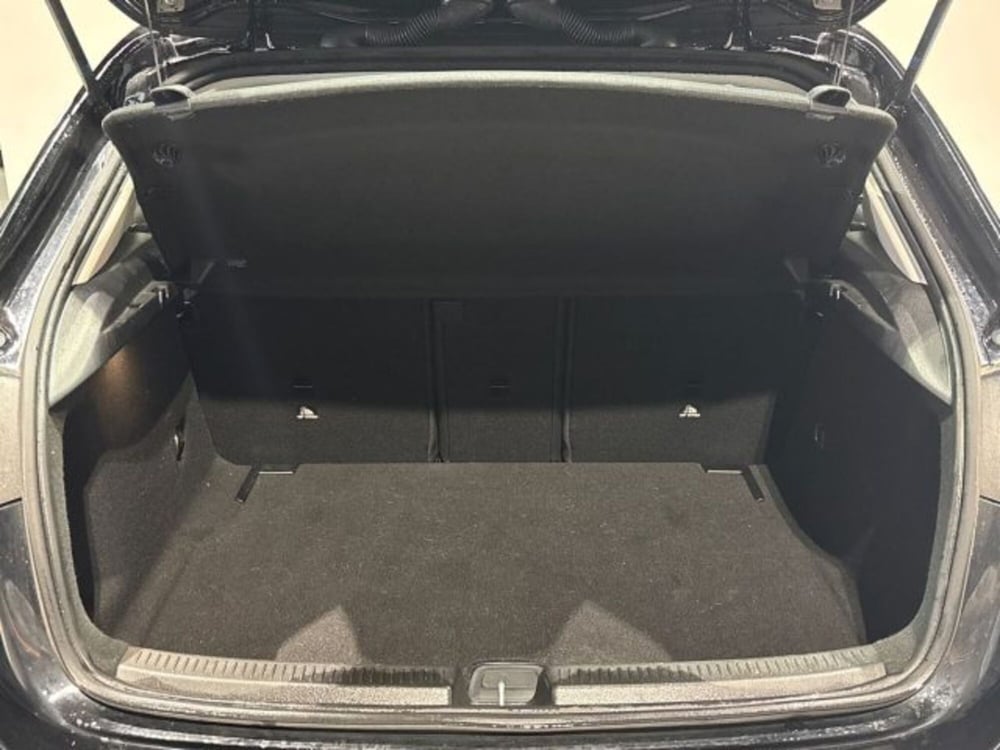 Mercedes-Benz Classe A Sedan usata a Bologna (8)
