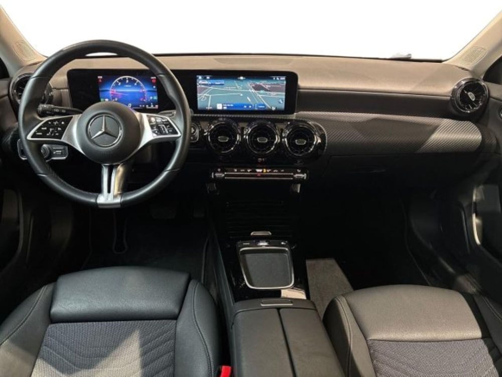 Mercedes-Benz Classe A Sedan usata a Bologna (9)