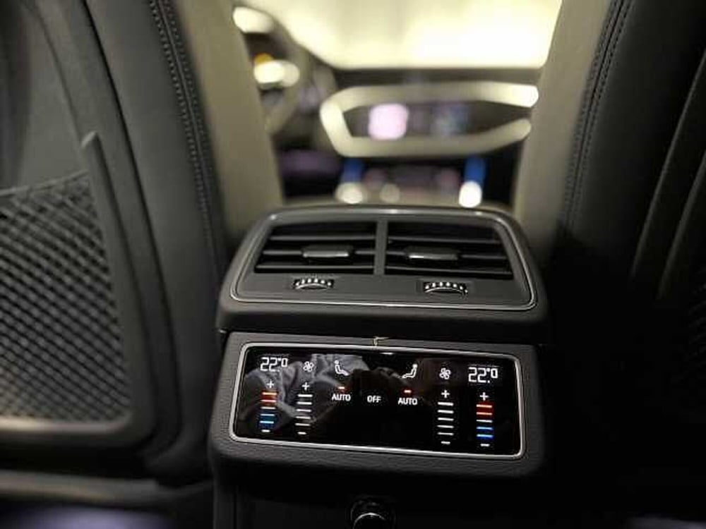 Audi A7 Sportback nuova a Genova (12)