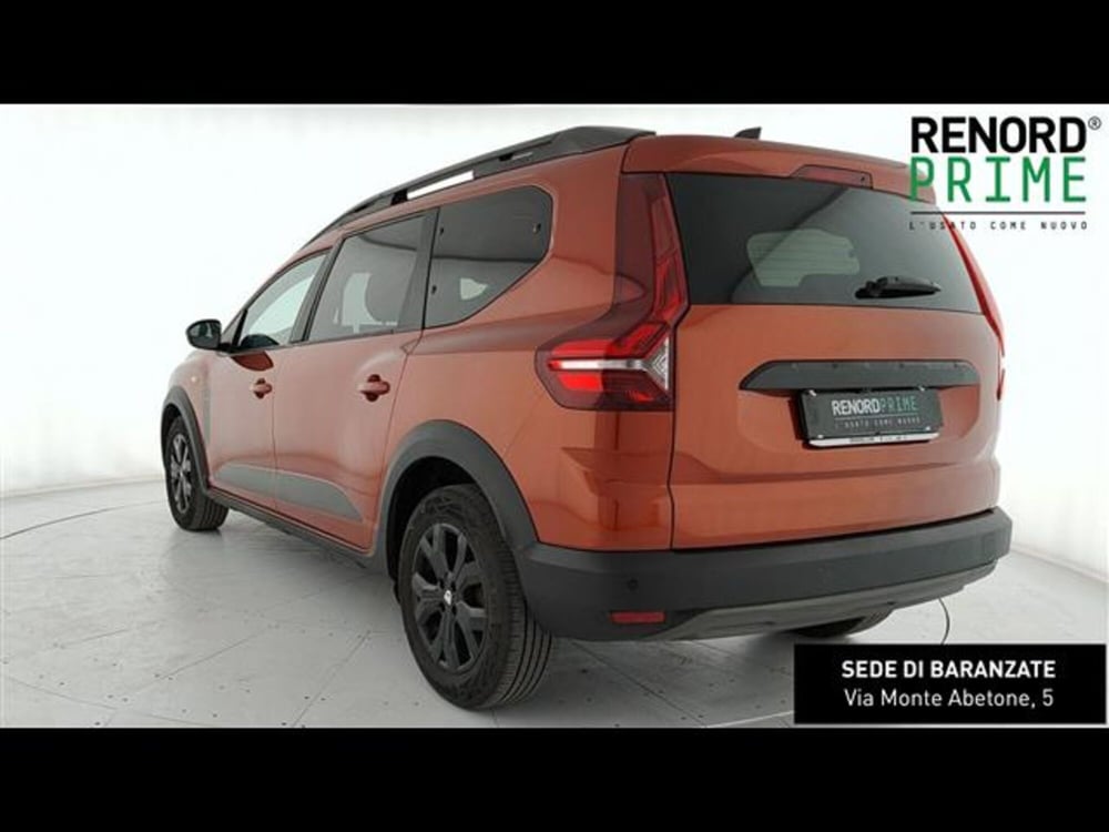 Dacia Jogger usata a Milano (7)