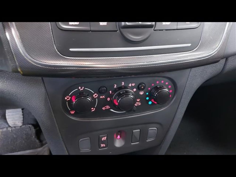 Dacia Sandero usata a Asti (15)